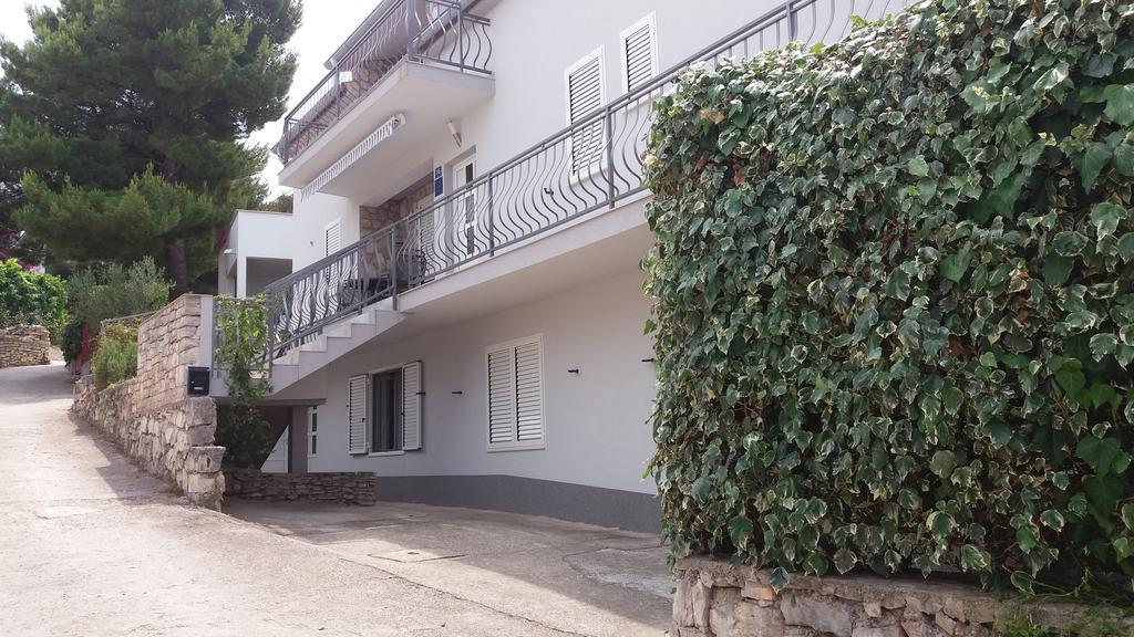 Apartment Ivona Stomorska Esterno foto